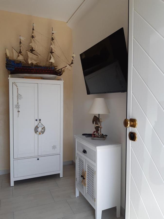Appartement Soleil Royal Piano Terra à Viareggio Extérieur photo